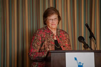 Rex Stout's Daughter, Rebecca, accepting award